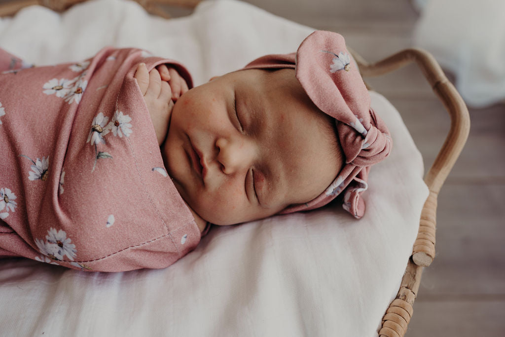 SNUGGLE HUNNY KIDS - SWADDLE & TOPKNOT SET (DAISY)