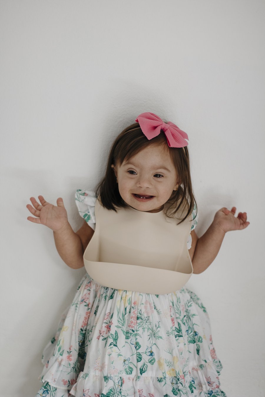 Mushie - Silicone Baby Bib (Blush)