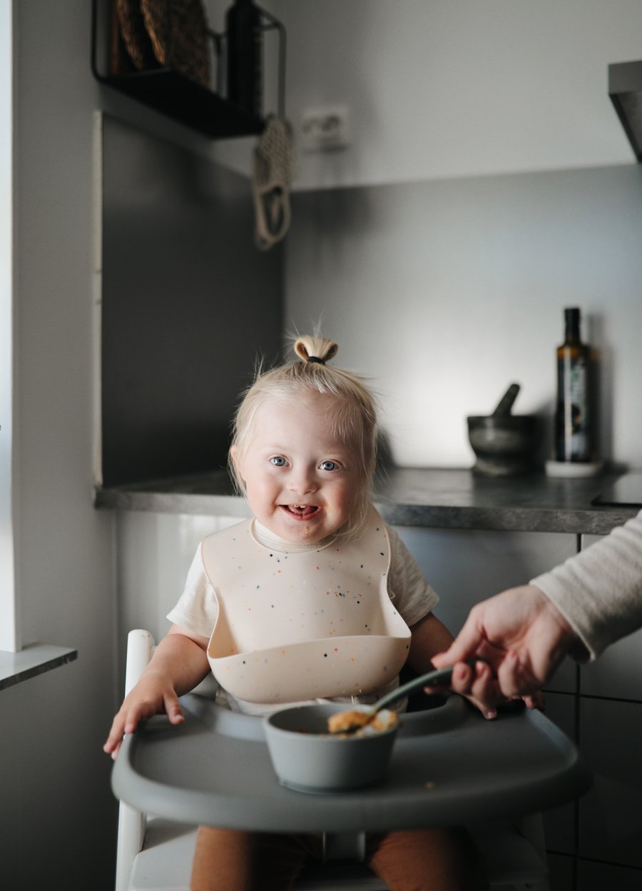 Mushie - Silicone Baby Feeding Spoons (Stone/Cloudy Mauve) 2 Pack