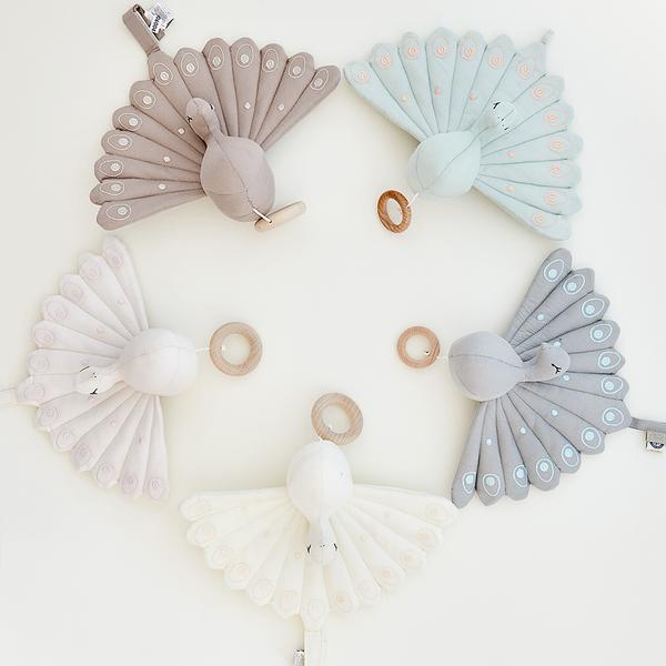 CAM CAM COPENHAGEN - PEACOCK MUSIC MOBILE (ROSE)