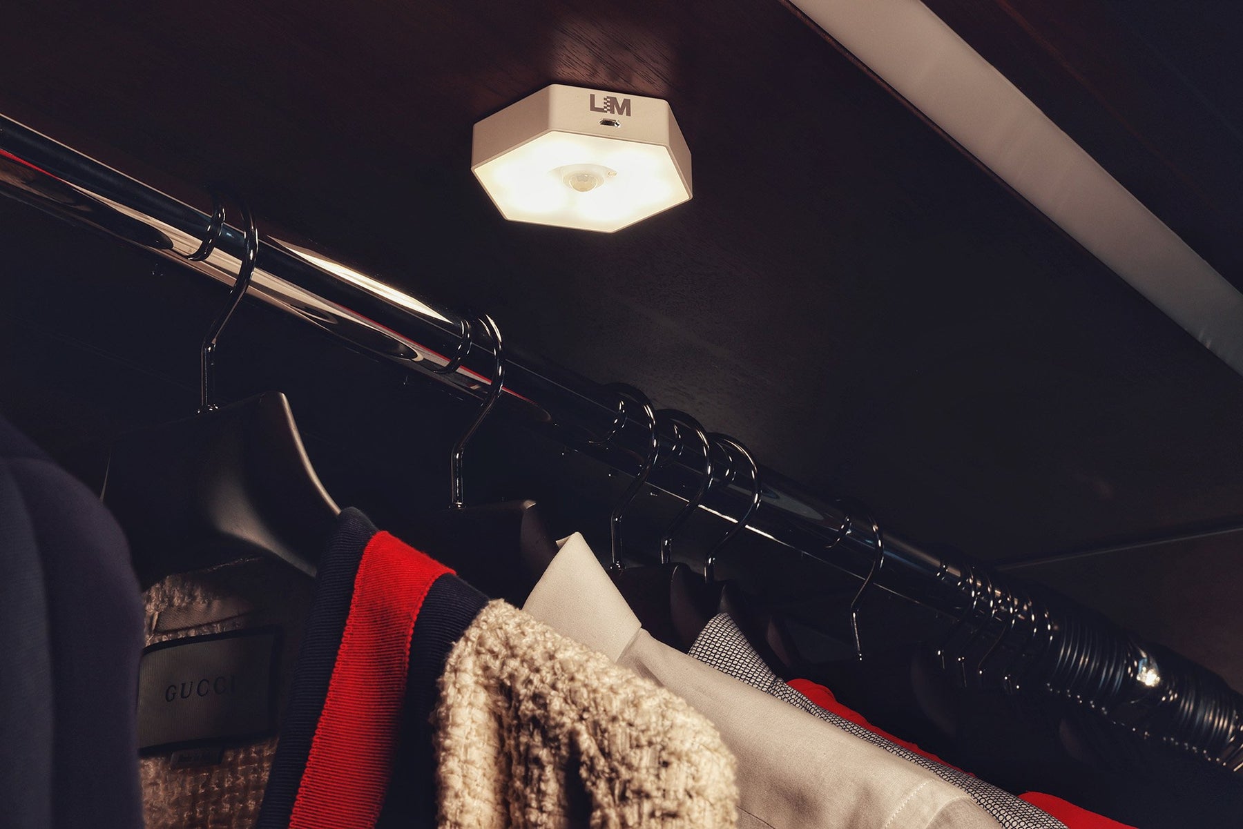 LIFE IN MOTION - HONEY PRO HANDHELD UV-C LED LIGHT SANITISER + SMART LED LIGHTING (WHITE MARBLE) - PREORDER