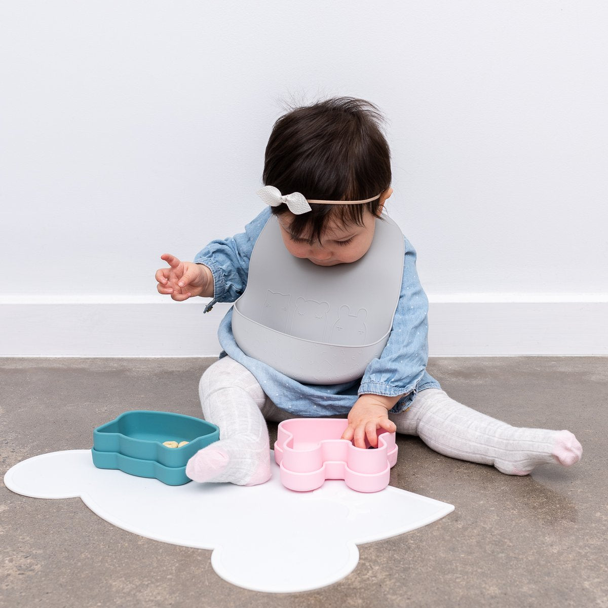 WE MIGHT BE TINY - CATCHIE BIBS - PLUM & LILAC (2 PACK)