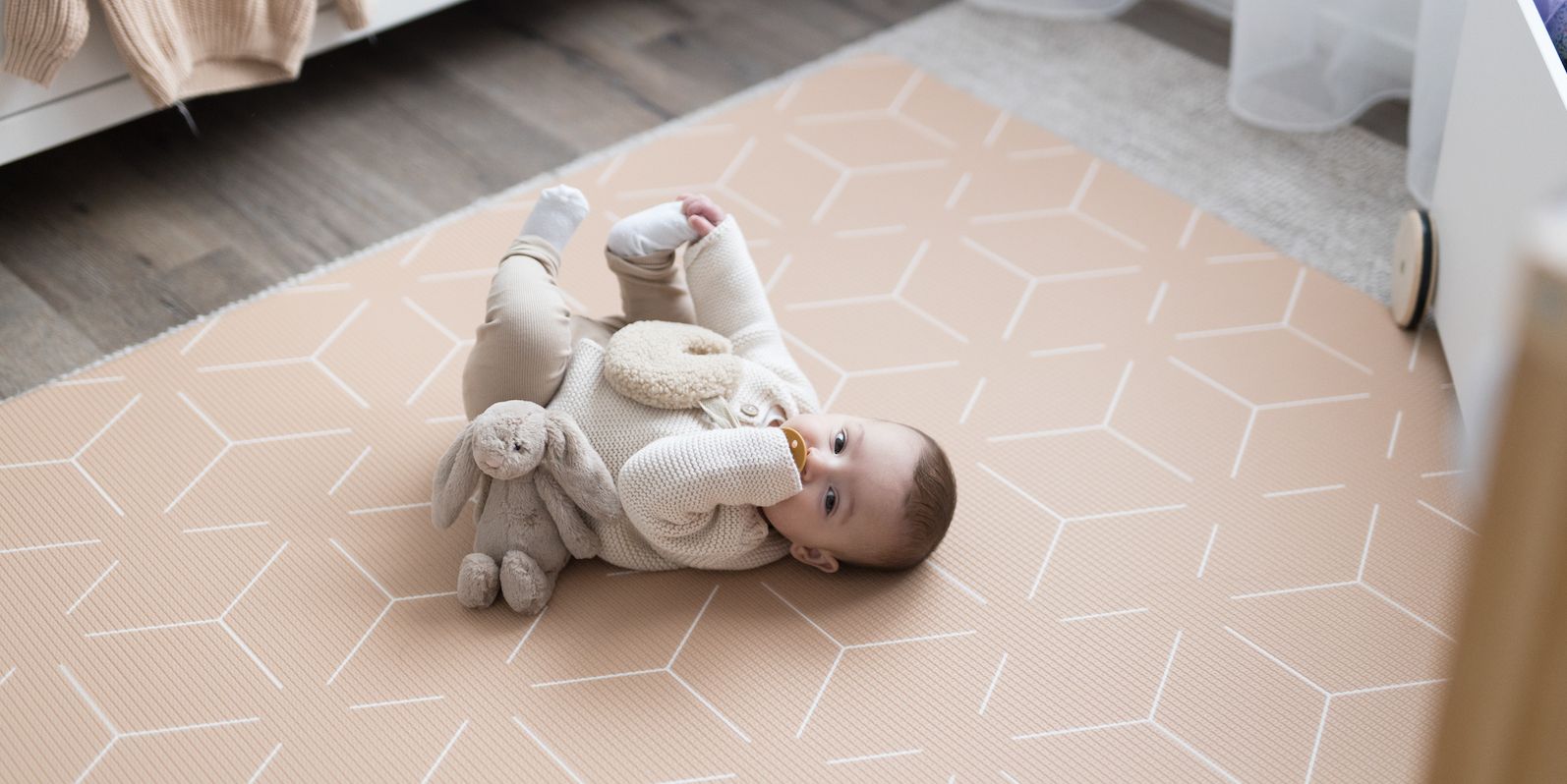 Little Wiwa - Generos Play Mat (Signatur Latte)