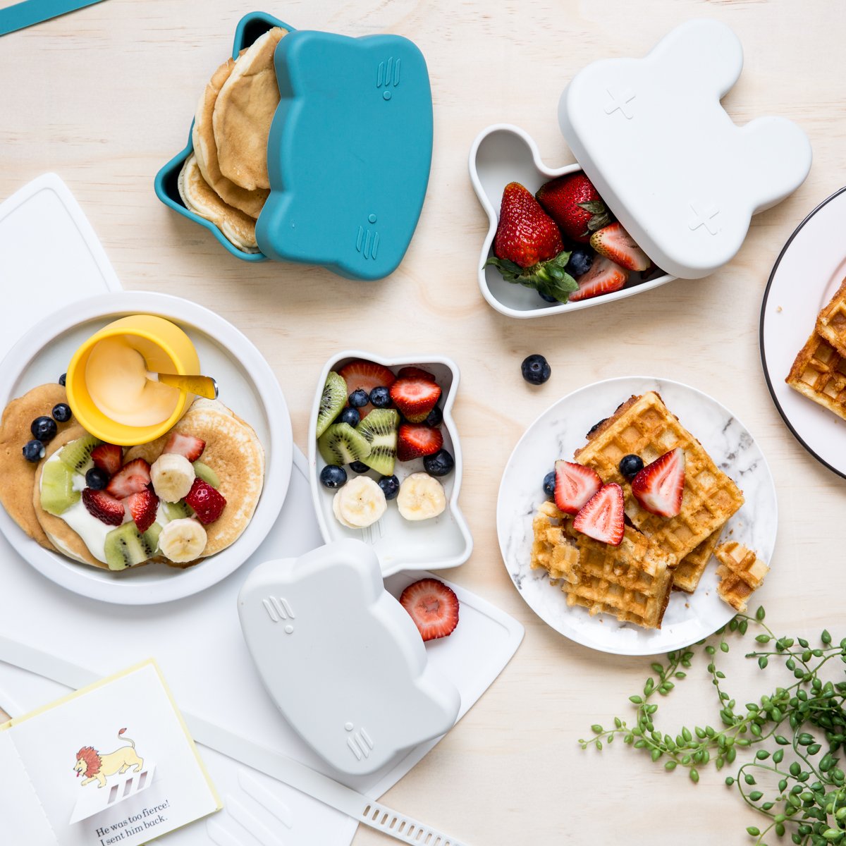 WE MIGHT BE TINY - CAT SNACKIE - VARIOUS COLOURS