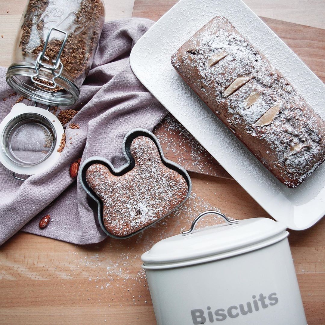 WE MIGHT BE TINY - BUNNY SNACKIE - VARIOUS COLOURS