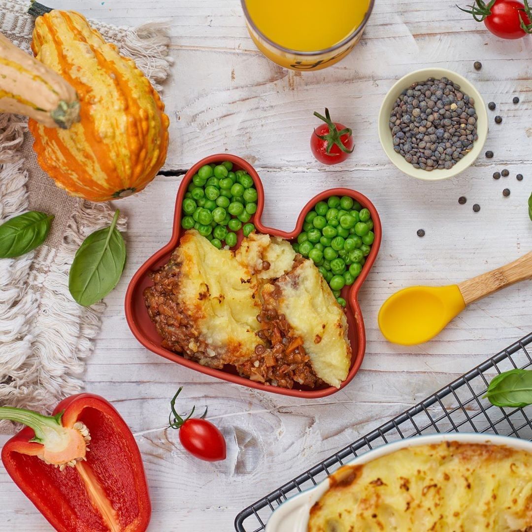 WE MIGHT BE TINY - BUNNY SNACKIE - VARIOUS COLOURS