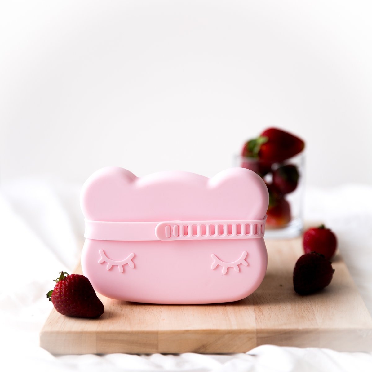 WE MIGHT BE TINY - BEAR SNACKIE - VARIOUS COLOURS